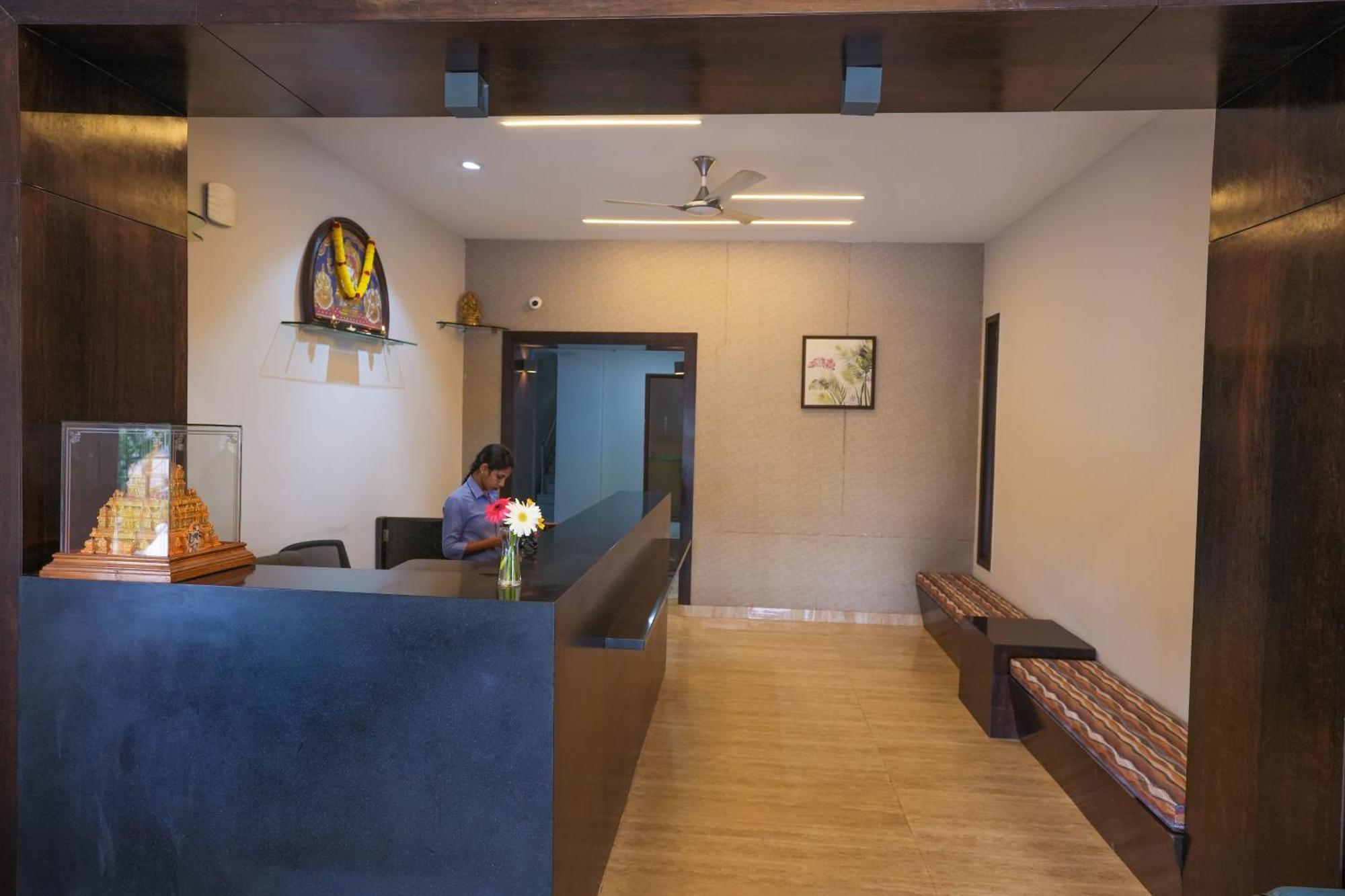 Vaishnavi Residency Otel Bangalore Dış mekan fotoğraf
