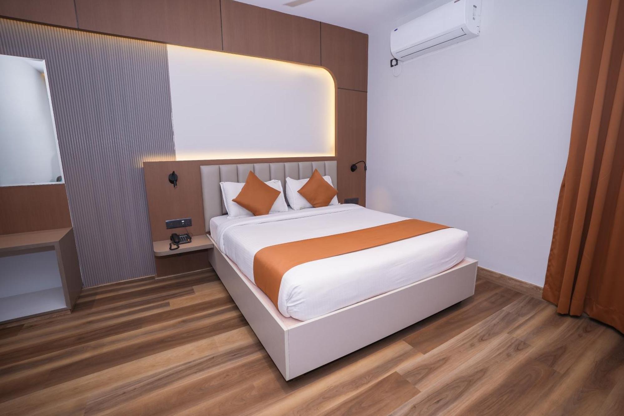 Vaishnavi Residency Otel Bangalore Dış mekan fotoğraf